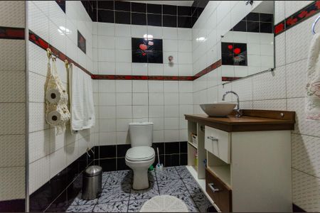 Casa à venda com 122m², 2 quartos e 2 vagas Casa à venda com 122m², 2 quartos e 2 vagasBanheiro 1