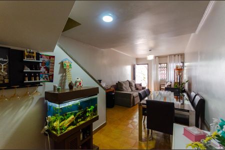 Sala de casa à venda com 2 quartos, 122m² em Vila Sao Vicente, São Paulo