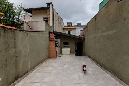 Casa à venda com 122m², 2 quartos e 2 vagas Casa à venda com 122m², 2 quartos e 2 vagasChurrasqueira