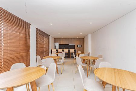 Apartamento à venda com 40m², 1 quarto e sem vagaÁrea comum - Salão de festas