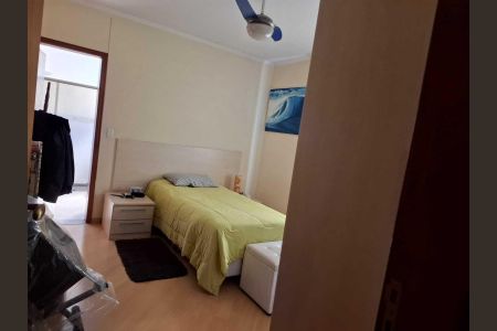 Casa à venda com 3 quartos, 216m² em Jardim Textil, São Paulo