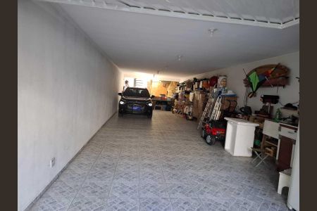 Casa à venda com 3 quartos, 216m² em Jardim Textil, São Paulo