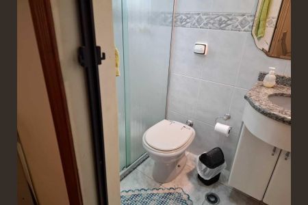 Casa à venda com 3 quartos, 216m² em Jardim Textil, São Paulo