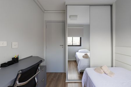 Quarto 1 de apartamento para alugar com 2 quartos, 80m² em Pinheiros, São Paulo