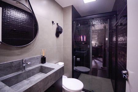 Apartamento à venda com 66m², 2 quartos e 1 vagaBanheiro Social