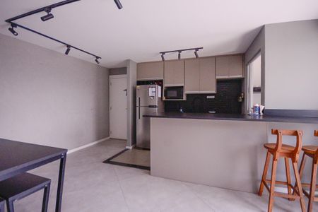 Sala de apartamento à venda com 2 quartos, 66m² em Vila Dom Pedro I, São Paulo
