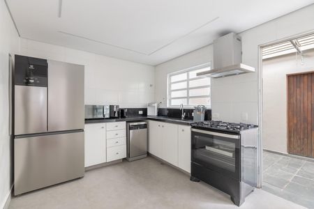 Casa para alugar com 180m², 4 quartos e sem vagaCozinha