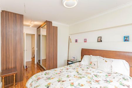 Apartamento à venda com 144m², 3 quartos e 3 vagasSuíte 1