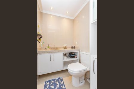 Apartamento à venda com 144m², 3 quartos e 3 vagasBanheiro da Suíte 1