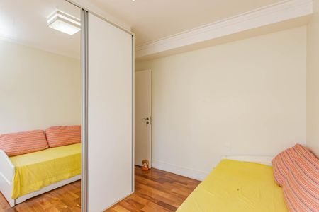 Apartamento à venda com 144m², 3 quartos e 3 vagasSuíte 2