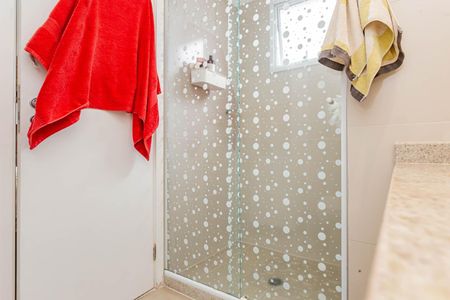 Apartamento à venda com 144m², 3 quartos e 3 vagasBanheiro da Suíte 1