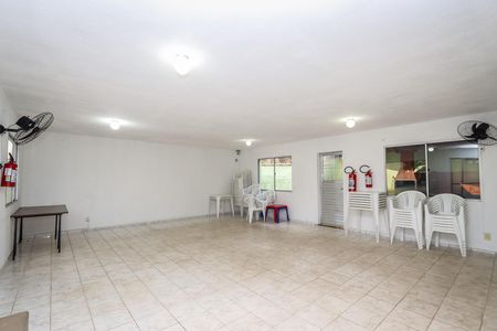 Apartamento para alugar com 57m², 2 quartos e 1 vaga Apartamento para alugar com 57m², 2 quartos e 1 vagaÁrea comum - Salão de festas