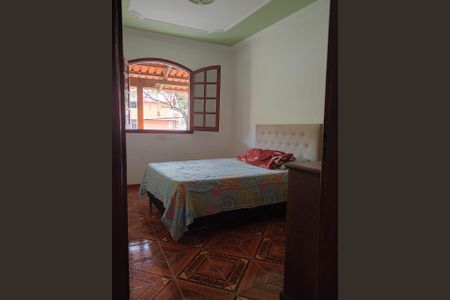 Casa à venda com 3 quartos, 396m² em Estrela do Oriente, Belo Horizonte