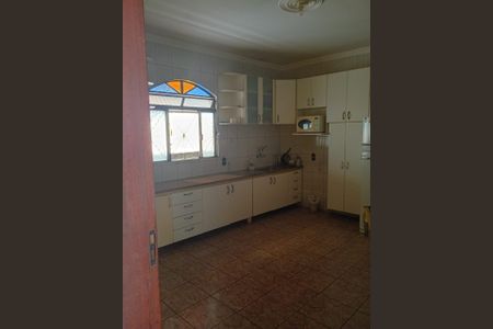 Casa à venda com 396m², 3 quartos e 2 vagas