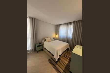 Apartamento à venda com 72m², 2 quartos e 2 vagasSuíte