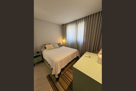 Apartamento à venda com 72m², 2 quartos e 2 vagasSuíte