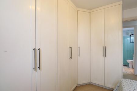 Apartamento à venda com 82m², 3 quartos e 2 vagasQuarto 1