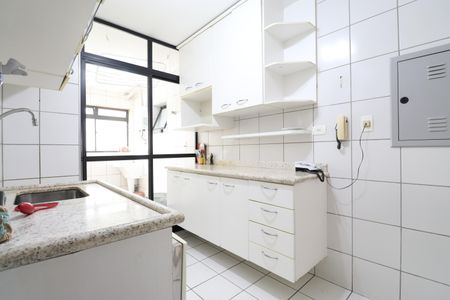 Apartamento à venda com 82m², 3 quartos e 2 vagasCozinha