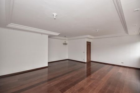 Apartamento para alugar com 147m², 3 quartos e 2 vagasSala