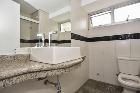 Apartamento para alugar com 147m², 3 quartos e 2 vagasBanheiro