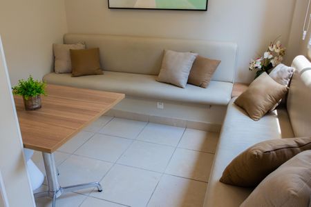Apartamento à venda com 41m², 2 quartos e sem vagaÁrea comum - Salão de festas