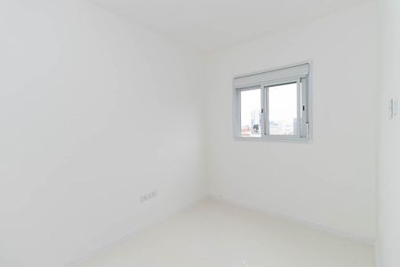 Quarto 1 de apartamento para alugar com 2 quartos, 38m² em Vila Mazzei, São Paulo