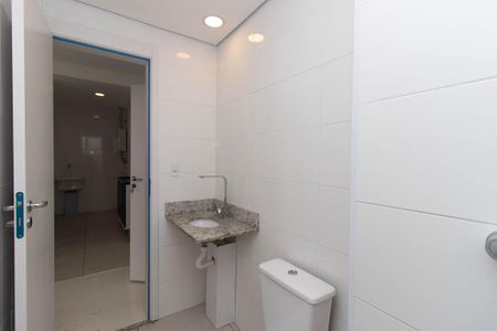 Apartamento para alugar com 38m², 2 quartos e sem vagaBanheiro