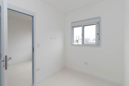 Quarto 2 de apartamento para alugar com 2 quartos, 38m² em Vila Mazzei, São Paulo