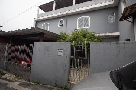 Casa à venda com 119m², 3 quartos e 1 vagaFachada