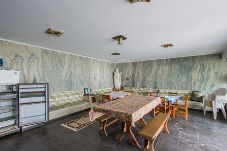 Casa à venda com 5 quartos, 712m² em Vila Cordeiro, São Paulo