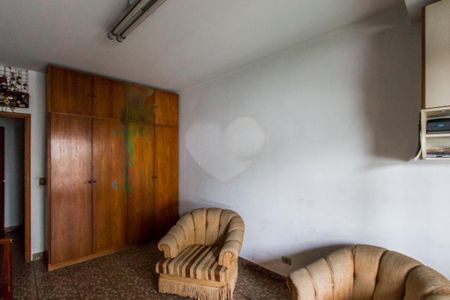 Casa à venda com 712m², 5 quartos e 4 vagas