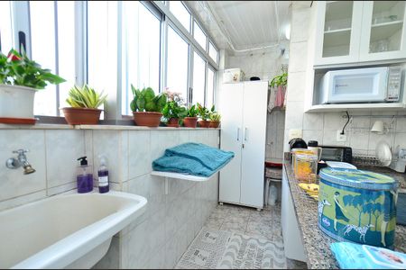 Apartamento à venda com 93m², 3 quartos e 1 vagaÁrea de Serviço