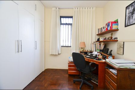 Apartamento à venda com 93m², 3 quartos e 1 vagaQuarto 2