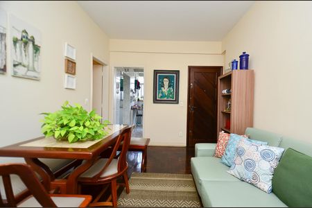 Sala de apartamento à venda com 3 quartos, 93m² em Grajaú, Belo Horizonte