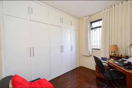 Apartamento à venda com 93m², 3 quartos e 1 vagaQuarto 2