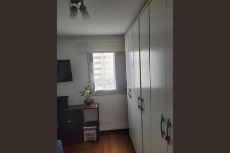 Apartamento para alugar com 72m², 3 quartos e 2 vagasQuarto 2