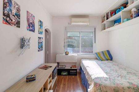 Casa à venda com 3 quartos, 360m² em Residencial Tres (Alphaville), Santana de Parnaíba