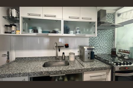 Apartamento à venda com 114m², 3 quartos e 2 vagasCozinha