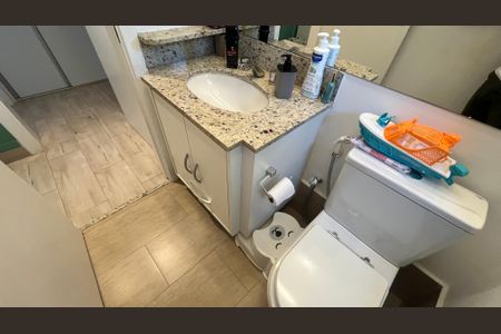 Apartamento à venda com 114m², 3 quartos e 2 vagasBanheiro Social