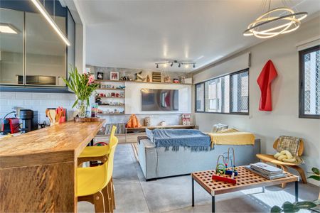 Casa à venda com 3 quartos, 164m² em Santo Amaro, São Paulo