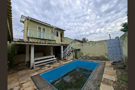 Casa à venda com 1 quarto, 180m² em Itaipu, Niterói