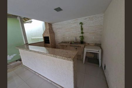 Casa à venda com 1 quarto, 180m² em Itaipu, Niterói