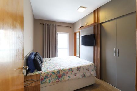 Casa à venda com 107m², 3 quartos e 2 vagasSuíte 1