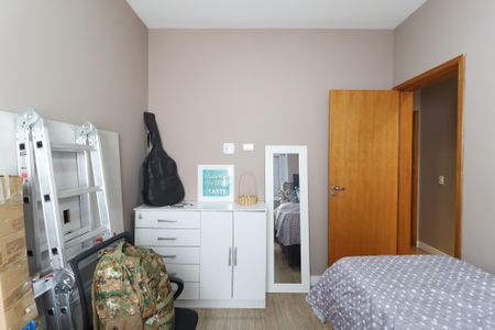 Casa à venda com 107m², 3 quartos e 2 vagasQuarto 1