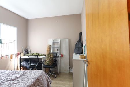 Casa à venda com 107m², 3 quartos e 2 vagasQuarto 1