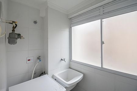 Apartamento à venda com 60m², 2 quartos e 1 vagaÁrea de Serviço