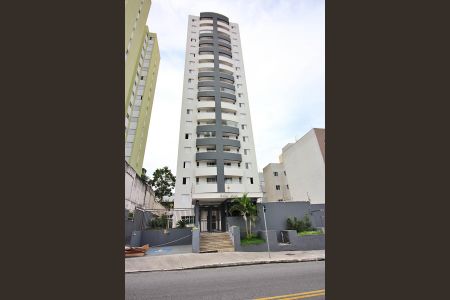 Apartamento à venda com 60m², 2 quartos e 1 vagaFachada e portaria
