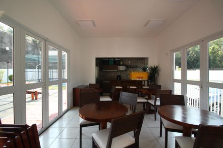 Apartamento à venda com 48m², 2 quartos e 1 vagaÁrea comum