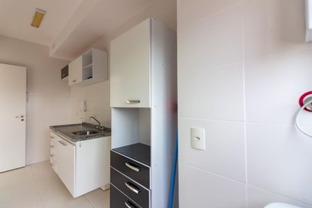 Apartamento à venda com 38m², 1 quarto e 1 vaga Apartamento à venda com 38m², 1 quarto e 1 vagaÁrea de Serviço