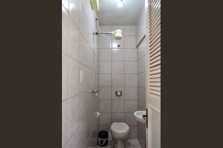 Apartamento à venda com 146m², 3 quartos e sem vaga Apartamento à venda com 146m², 3 quartos e sem vagaBanheiro de serviço